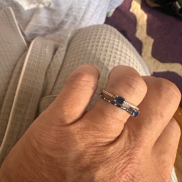 14 karat white gold sapphire & diamond ring - Picture 2 of 14